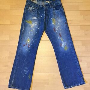 SOLD!!Abercrombie & Fitch Distressed Paint 33x32